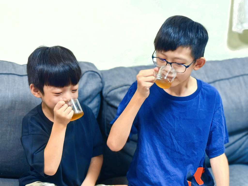 【必喝滴雞精】不再為營養傷腦筋！純煉五款滴雞精，從小孩到大人