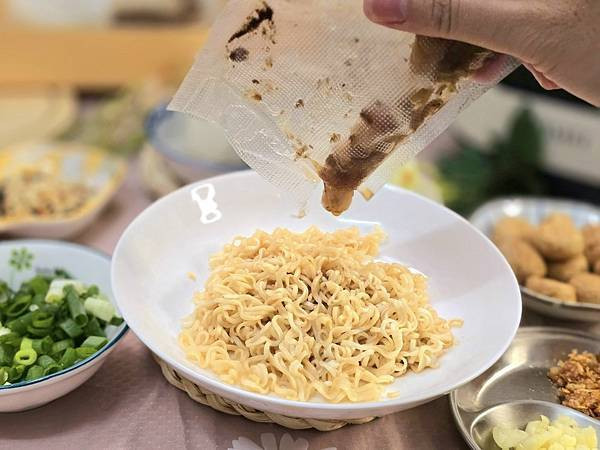 體驗｜再忙也能快速為孩子呈上熱騰騰的美味【閤味肉燥】網購台南