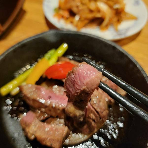 【東區居酒屋】：串燒、刺身、生食、調酒放題喝到飽，日式風情一次滿足！玖酒井食事町 (11).jpg