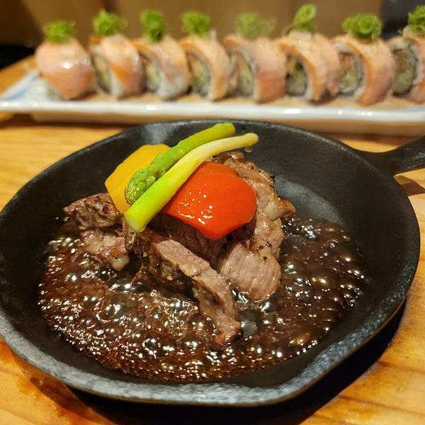 【東區居酒屋】：串燒、刺身、生食、調酒放題喝到飽，日式風情一次滿足！玖酒井食事町  (3).jpg