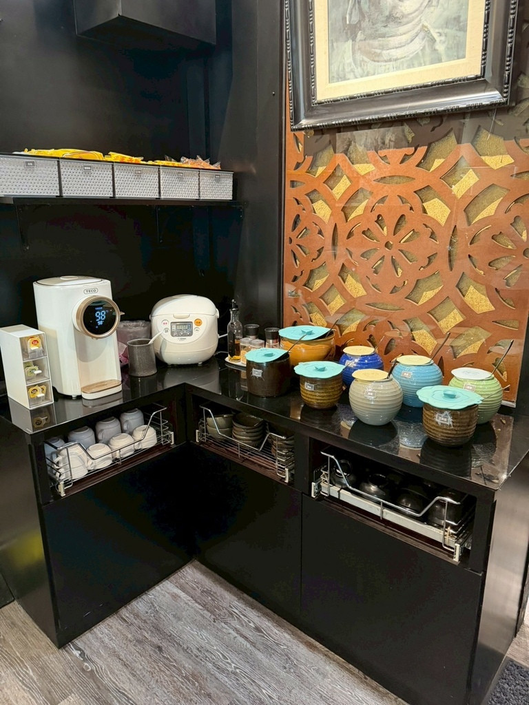 食記★藝爐晏精品鍋物｜台北中山新開幕藝術氛圍美術館火鍋x龍蝦