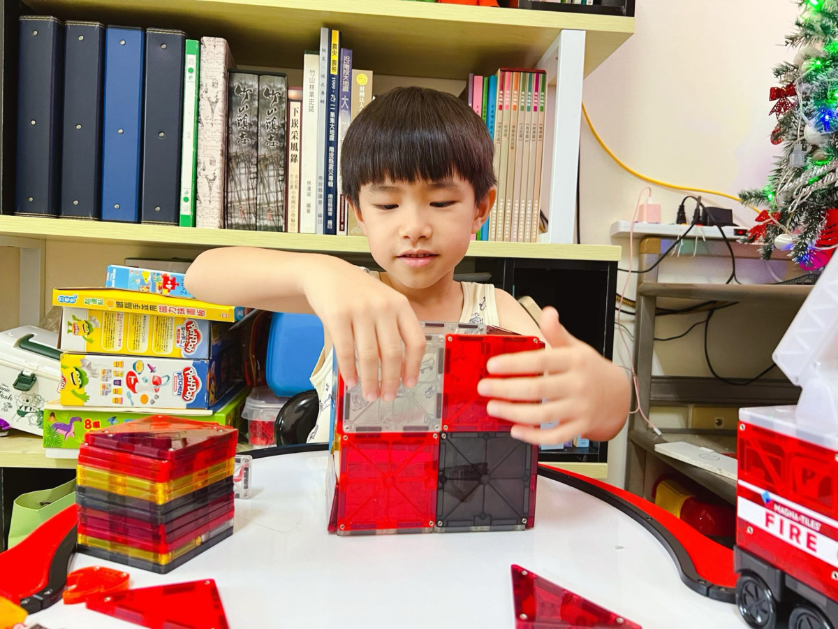 【親子STEAM玩具推薦】Magna-Tiles®Combo