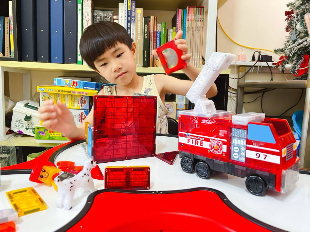 【親子STEAM玩具推薦】Magna-Tiles®Combo