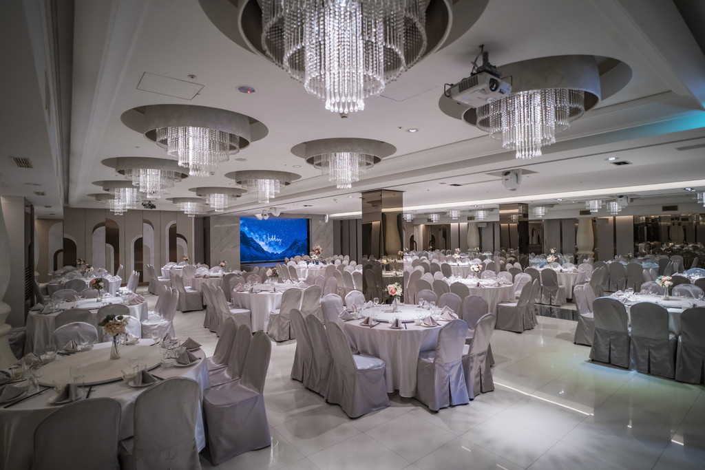 ║婚宴場地║浪漫從這裡開始！雅園新潮婚宴會館20年傳奇蛻變｜