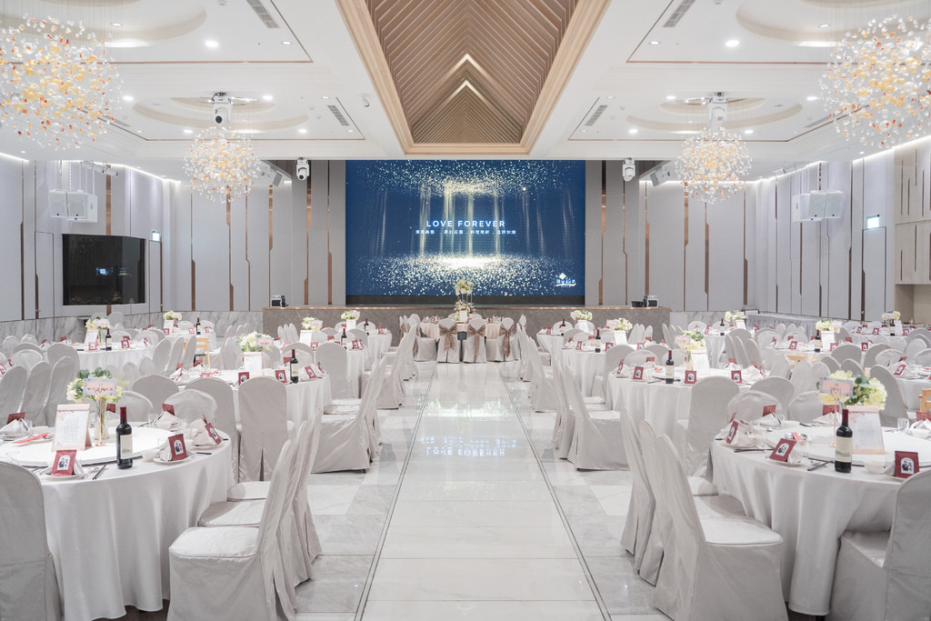║婚宴場地║浪漫從這裡開始！雅園新潮婚宴會館20年傳奇蛻變｜