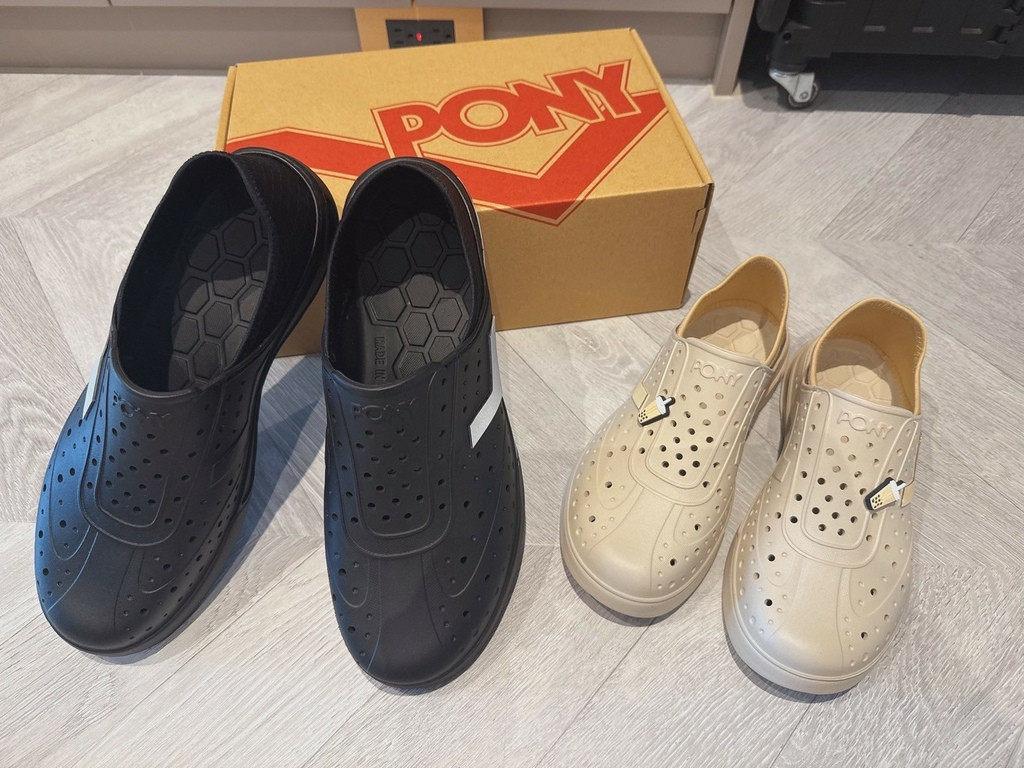 LINE_ALBUM_夏天必備 PONY好穿不臭腳洞洞鞋 開箱分享_250707_2.jpg