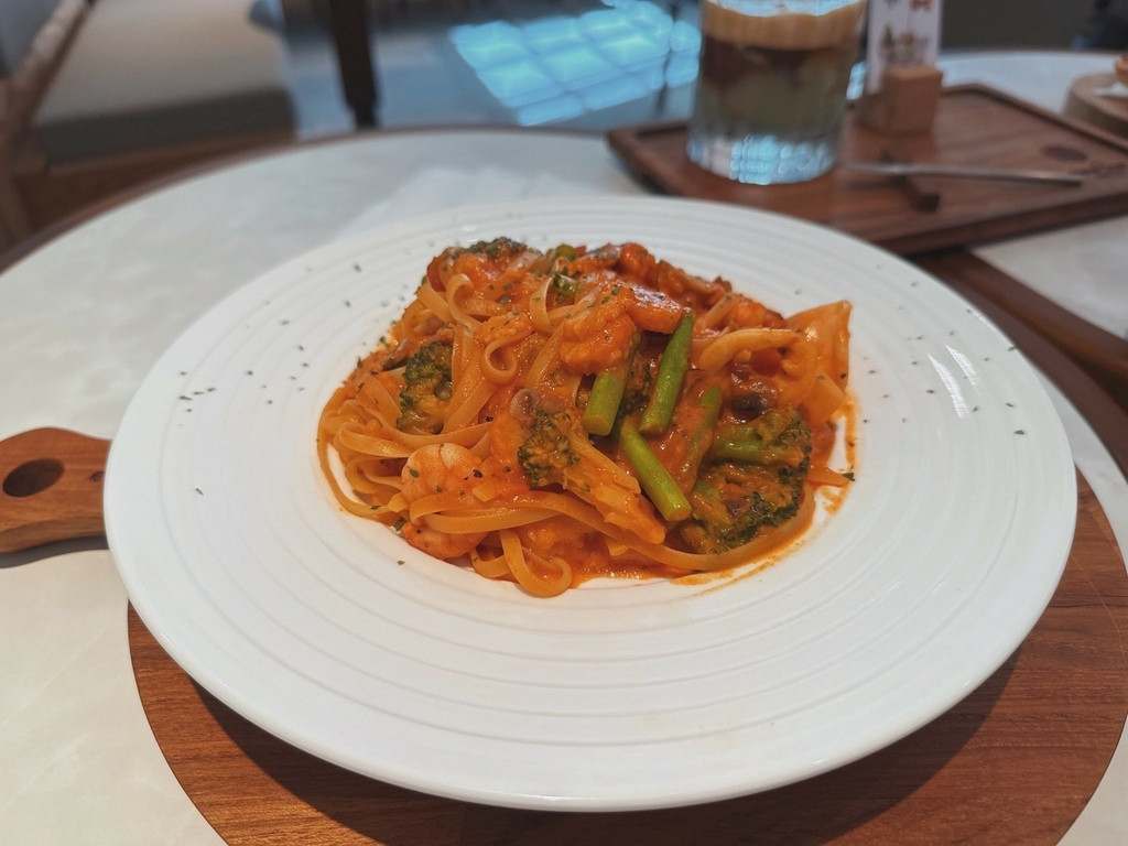 LINE_ALBUM_成真咖啡 台北中山藏藝所店  (喜憨兒基金會)_250819_4.jpg