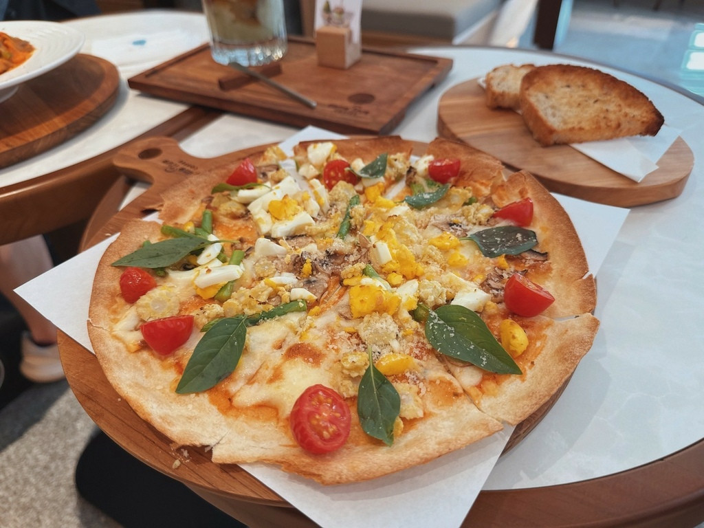 LINE_ALBUM_成真咖啡 台北中山藏藝所店  (喜憨兒基金會)_250819_3.jpg