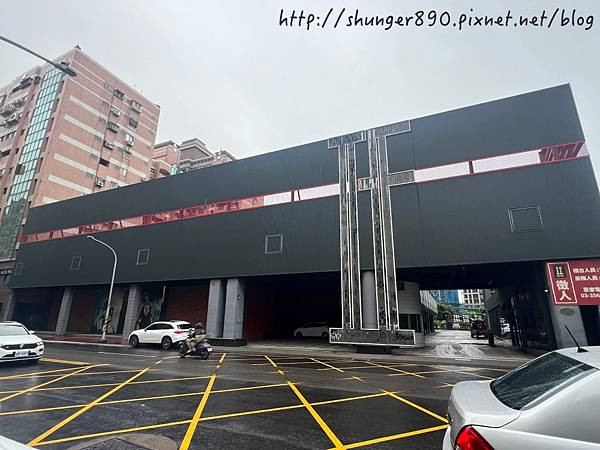 【桃園住宿推薦】IF Motel商務汽旅 全新裝潢 雅緻四人親子房 超大浴缸/獨立車庫/頂級按摩椅