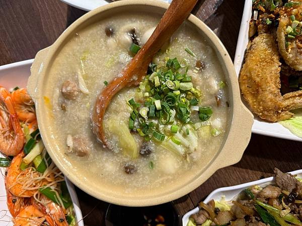 松山美食【台北食記】大烹小饌-福客粥：清粥小菜也能頂級享受！