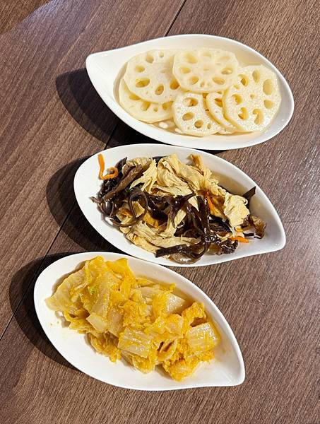 松山美食【台北食記】大烹小饌-福客粥：清粥小菜也能頂級享受！