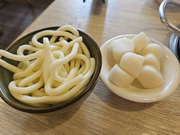 【基隆火鍋推薦】罌粟花精緻鍋物｜高CP值個人鍋套餐，前菜到甜