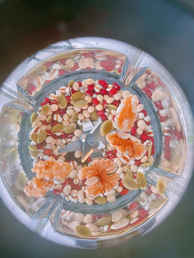 有間草堂原態營養｜生活從「藍炫風食物調理機」開始+營養豆穀飲