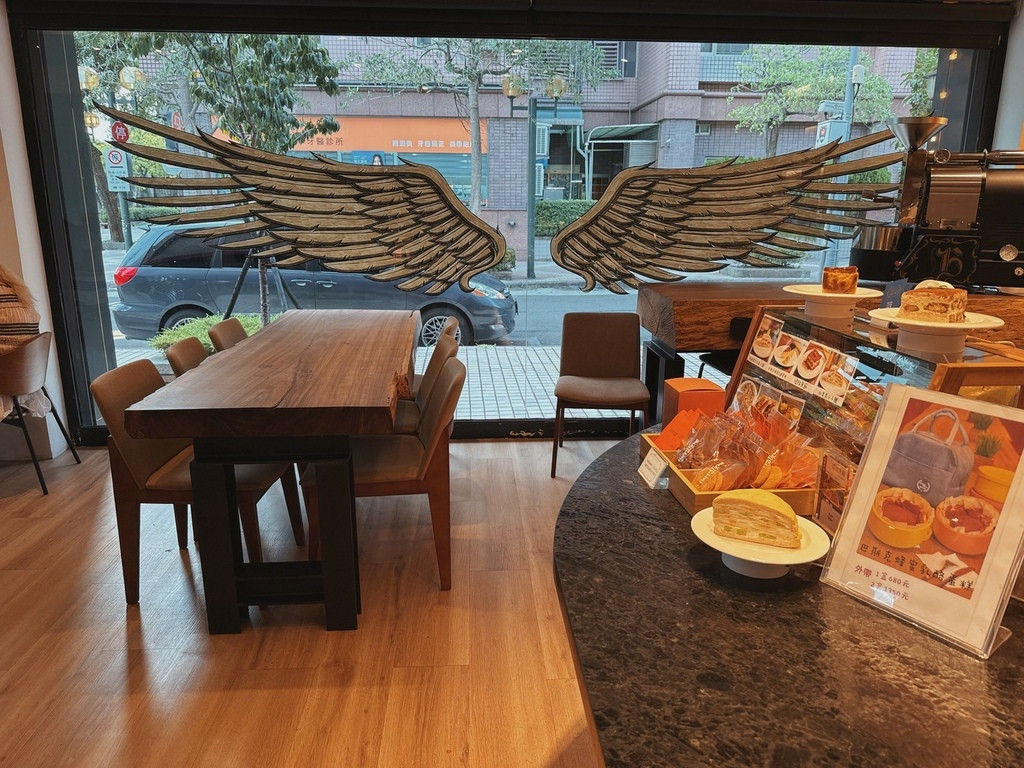 LINE_ALBUM_波赫士領地精品咖啡館 明水店 BorgesPlace_250922_30.jpg