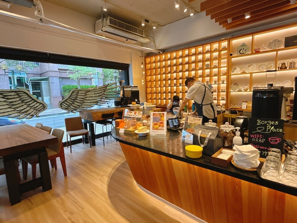 LINE_ALBUM_波赫士領地精品咖啡館 明水店 BorgesPlace_250922_34.jpg