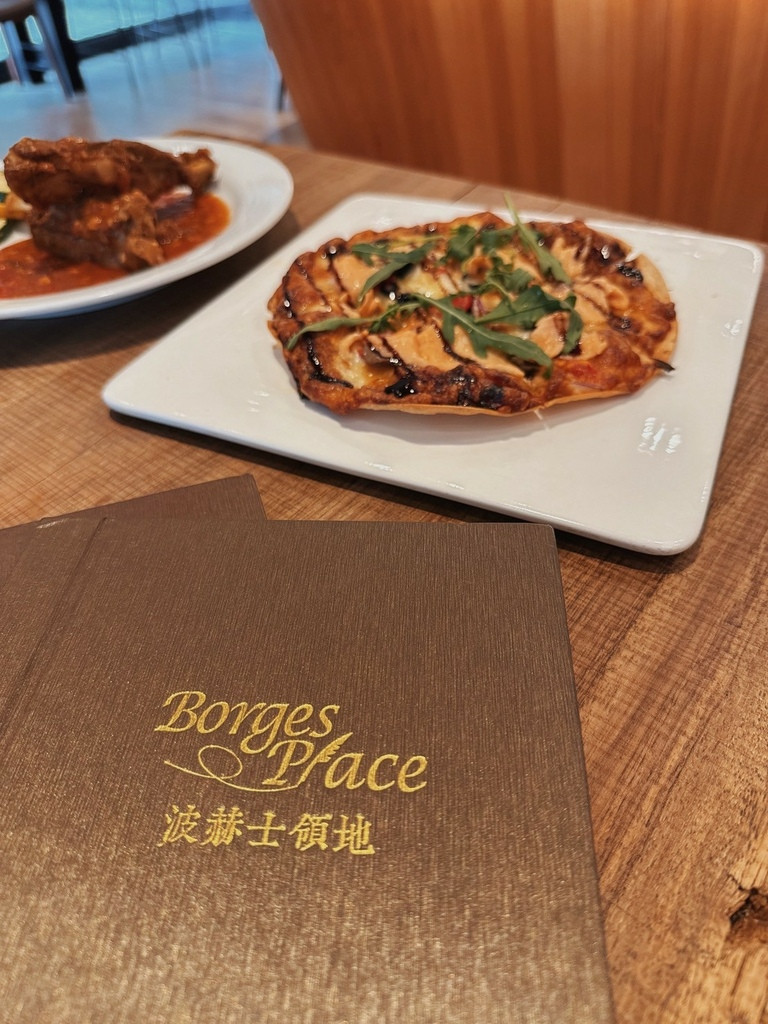 LINE_ALBUM_波赫士領地精品咖啡館 明水店 BorgesPlace_250922_4.jpg