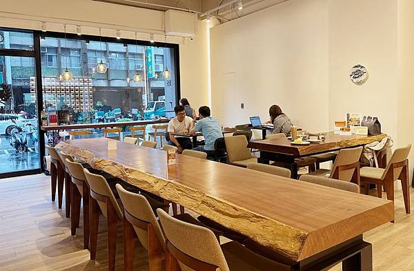 【台北咖啡廳】波赫士領地精品咖啡館，螞蟻人最愛的提拉米蘇，甜