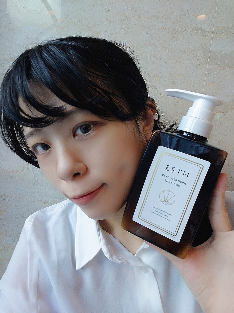 【美髮推薦】ESTH 恩絲 泥萃淨養SPA洗髮精｜油性頭皮、