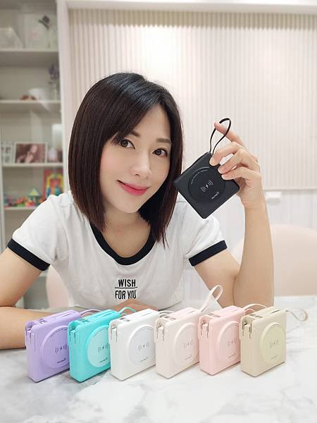 能安心上飛機✈️的【POLYBATT SUPER7 多合一行動電源 10000mAh】團購限時優惠!!!