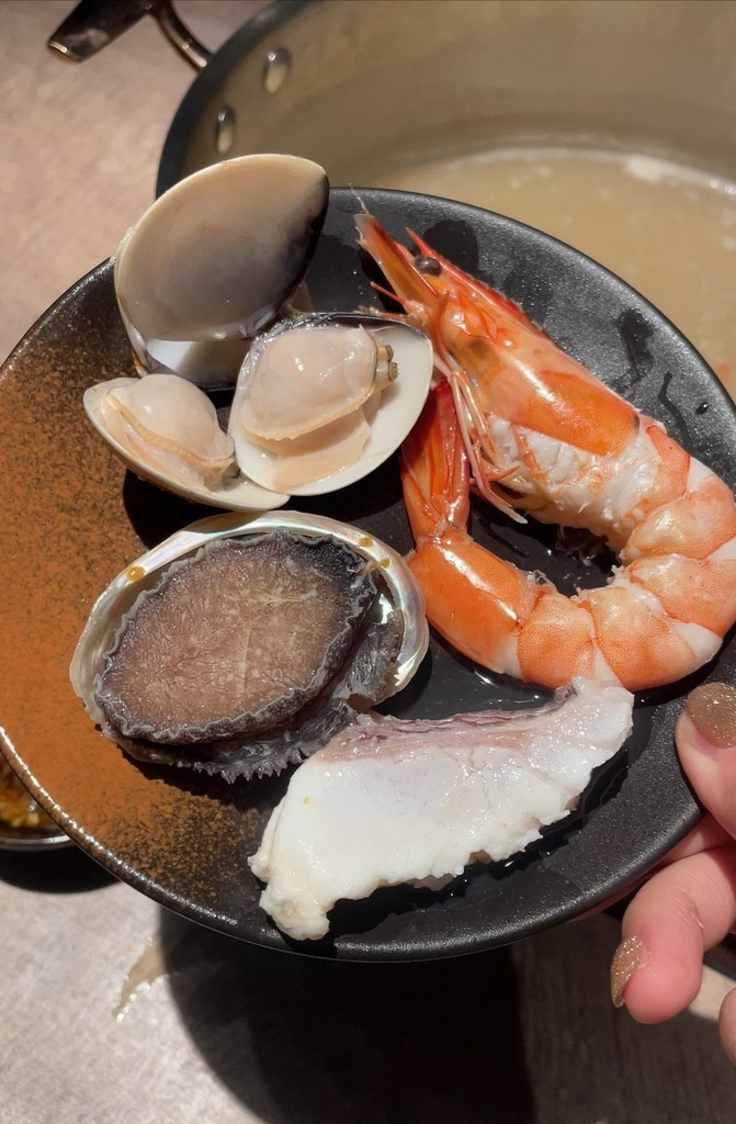 食記★山上走走日式鍋物｜日式無菜單鍋物x全程專人服務x日本和