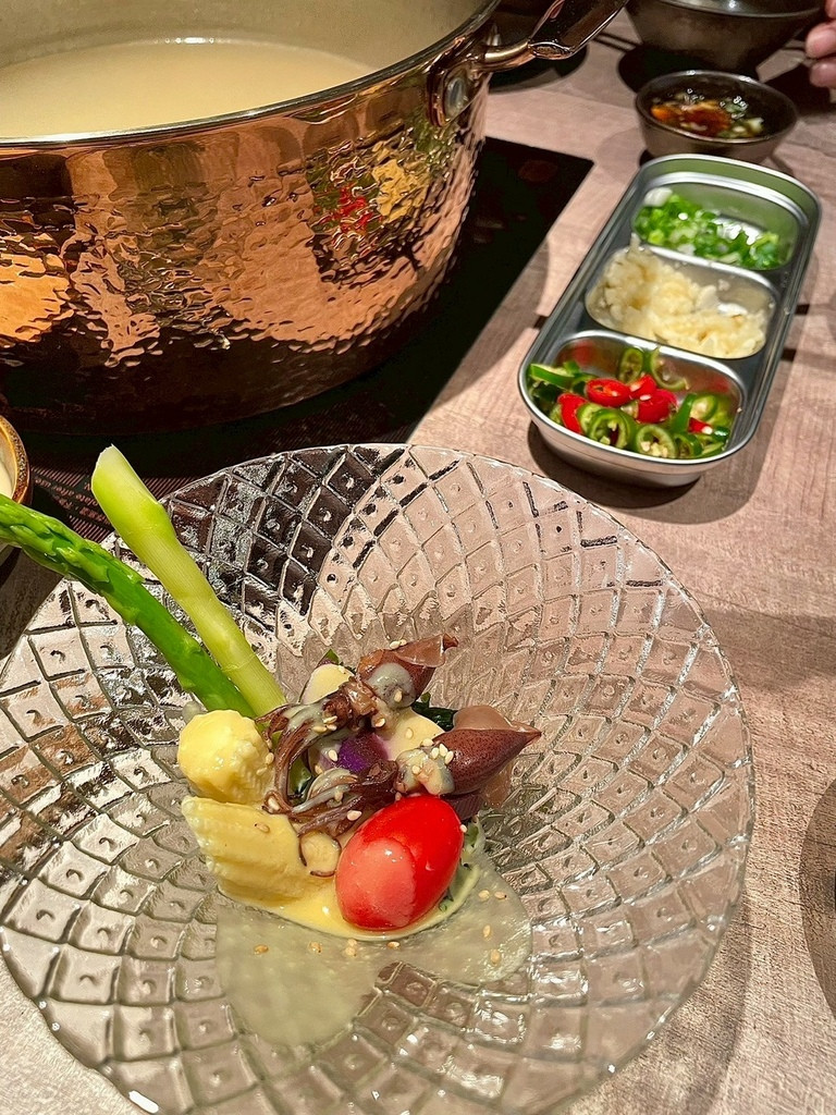 食記★山上走走日式鍋物｜日式無菜單鍋物x全程專人服務x日本和