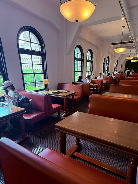 【台北咖啡廳】中山堂4F劇場咖啡-中正區午後甜點與咖啡的療癒