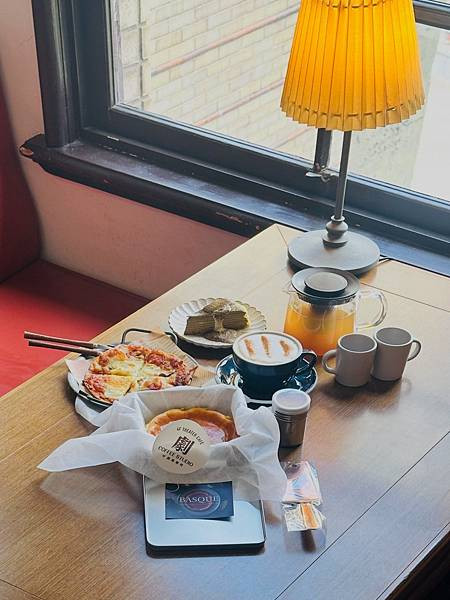 【台北咖啡廳】中山堂4F劇場咖啡-中正區午後甜點與咖啡的療癒