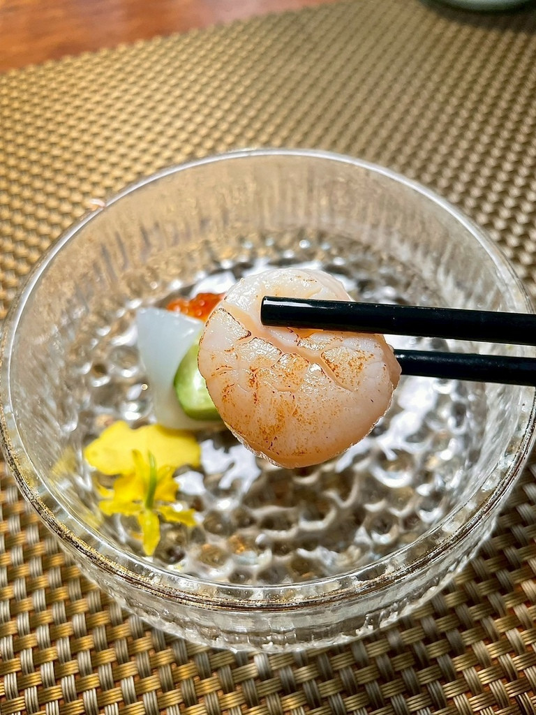 食記★名流水岸｜新北新店烏來日式景觀餐廳x森林系玻璃屋，享受