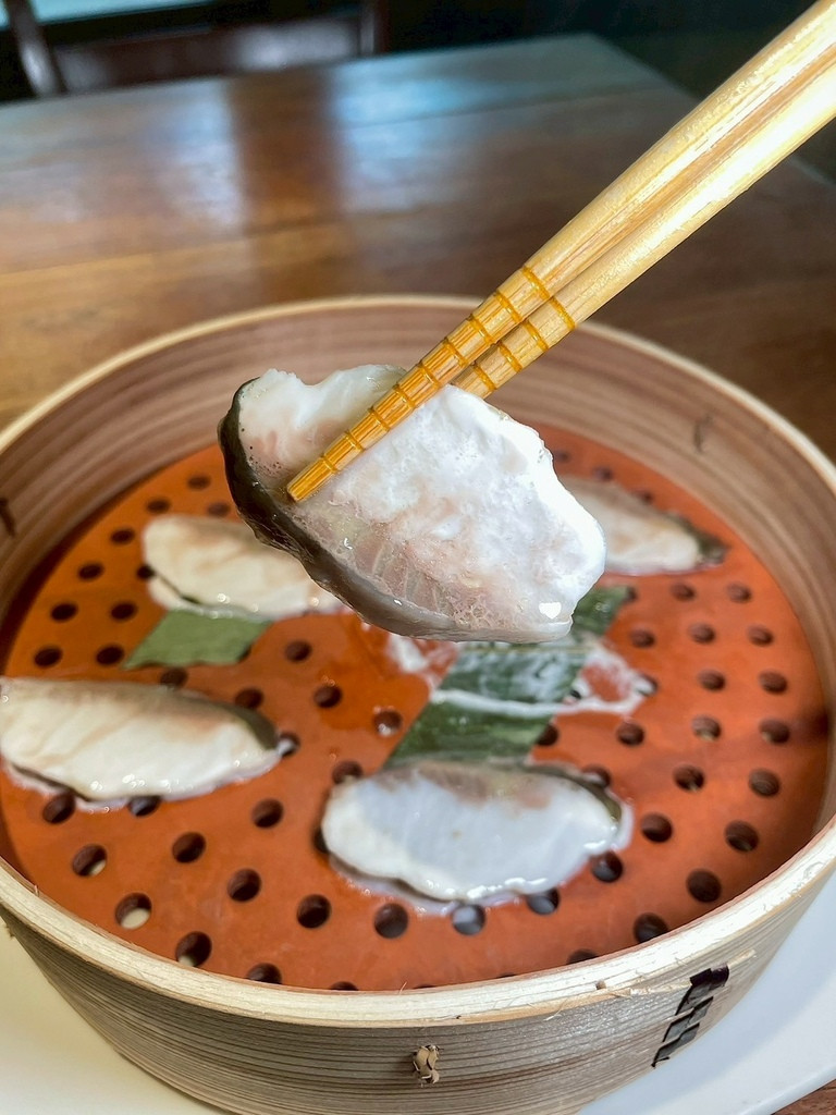 食記★名流水岸｜新北新店烏來日式景觀餐廳x森林系玻璃屋，享受