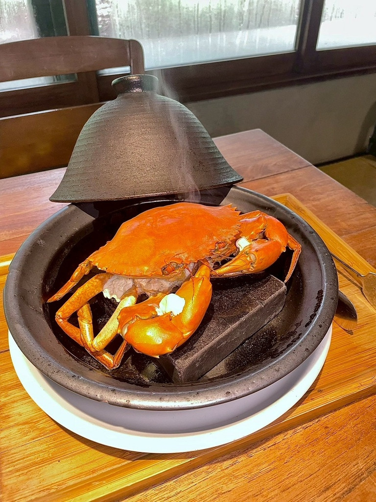 食記★名流水岸｜新北新店烏來日式景觀餐廳x森林系玻璃屋，享受