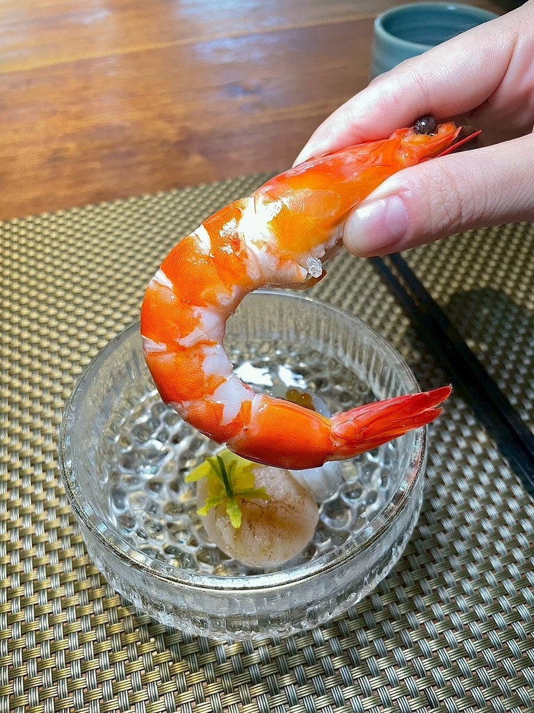 食記★名流水岸｜新北新店烏來日式景觀餐廳x森林系玻璃屋，享受