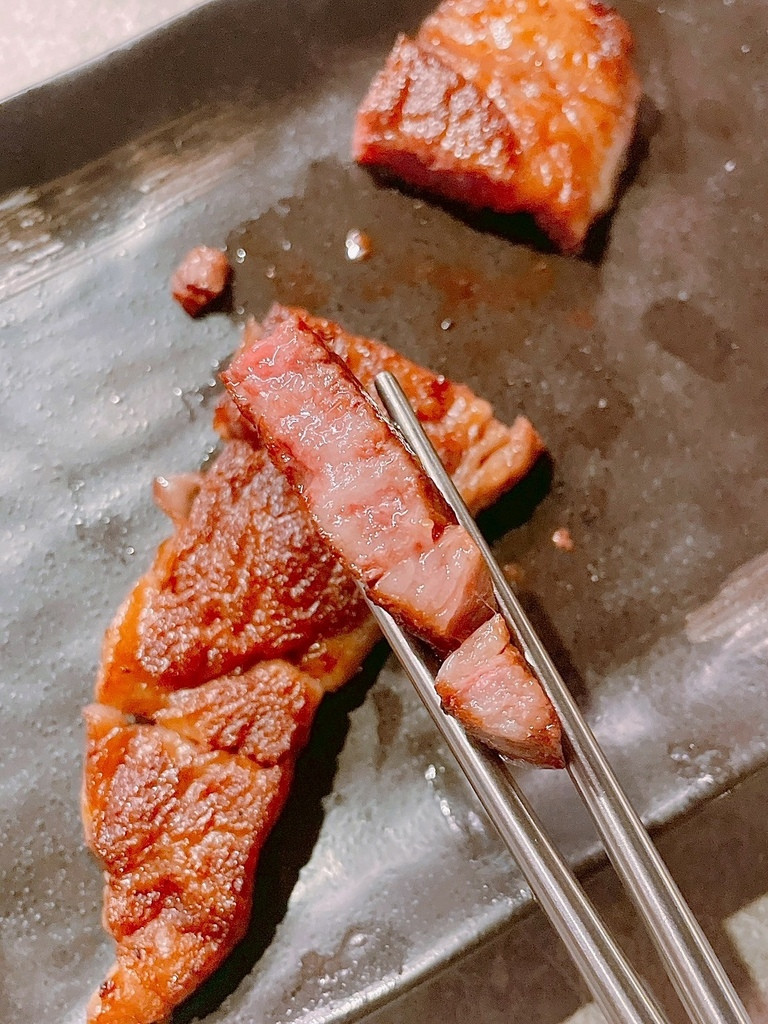 食記★涮武鶴和牛鍋物-春日旗艦店｜桃園新開幕和牛、帝王蟹吃到