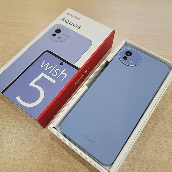 【手機開箱】SHARP AQUOS wish5：防水、防塵、防摔、拍照也不錯還有搖搖警報 高CP值平價手機