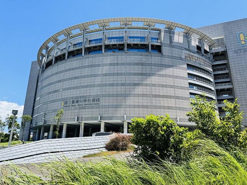 台北 士林【2025建築樂園小小建築師特展】暑假最強檔｜士林科教館 冷氣開好開滿｜只要$230｜還可以暢玩3-6樓科教館常設展｜全台唯一 650坪巨型積木樂園登場。