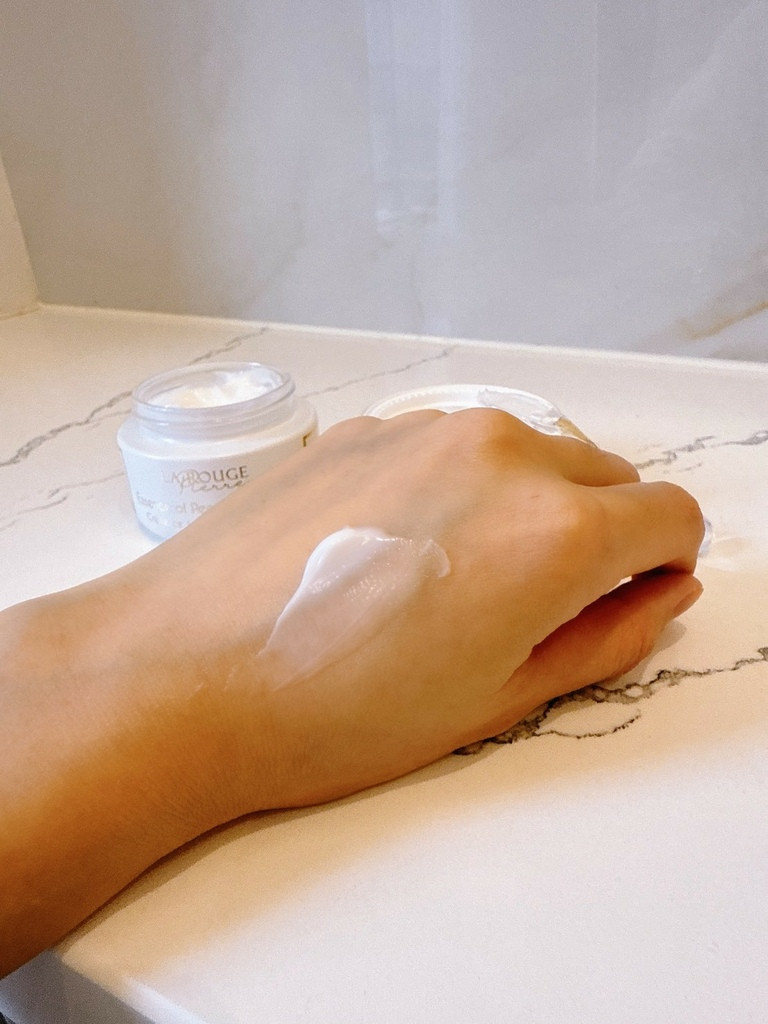 LINE_ALBUM_La Rouge Pierre】從質地開始的植萃美學_251103_13.jpg LINE_ALBUM_La Rouge Pierre】從質地開始的植萃美學_251103_13.jpg