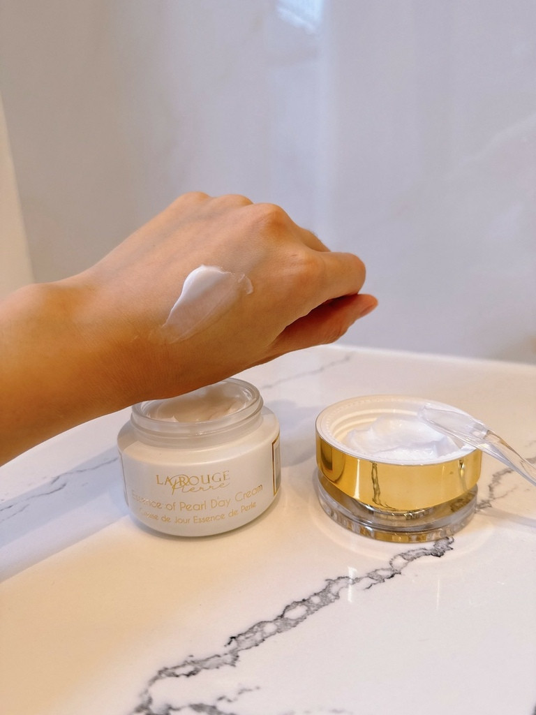 LINE_ALBUM_La Rouge Pierre】從質地開始的植萃美學_251103_10.jpg LINE_ALBUM_La Rouge Pierre】從質地開始的植萃美學_251103_10.jpg